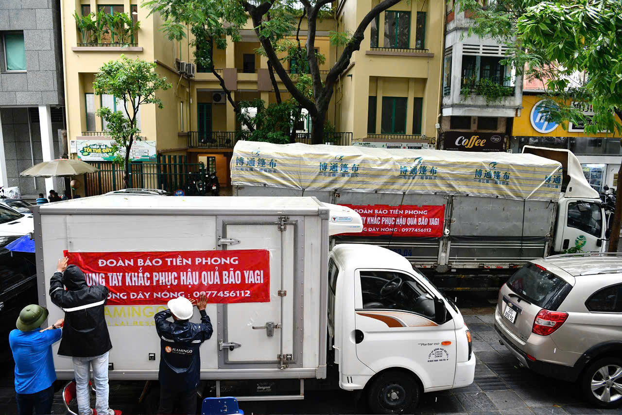 Trưa 11/9, đoàn công tác của báo Tiền Phong đã lên đường đi trao hỗ trợ tại Thái Nguyên và Yên Bái. Trưa 11/9, đoàn công tác của báo Tiền Phong đã lên đường đi trao hỗ trợ tại Thái Nguyên và Yên Bái.