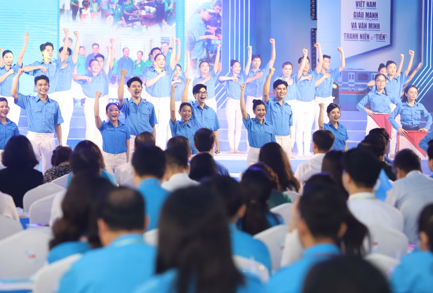 Khép lại Đại hội, mỗi đại biểu thanh niên mang theo niềm tin, khí thế phấn khởi tiếp tục phấn đấu, góp sức dựng xây Tổ quốc Việt Nam giàu mạnh và văn minh theo tinh thần câu khẩu hiệu của tổ chức Hội Liên hiệp Thanh niên Việt Nam.