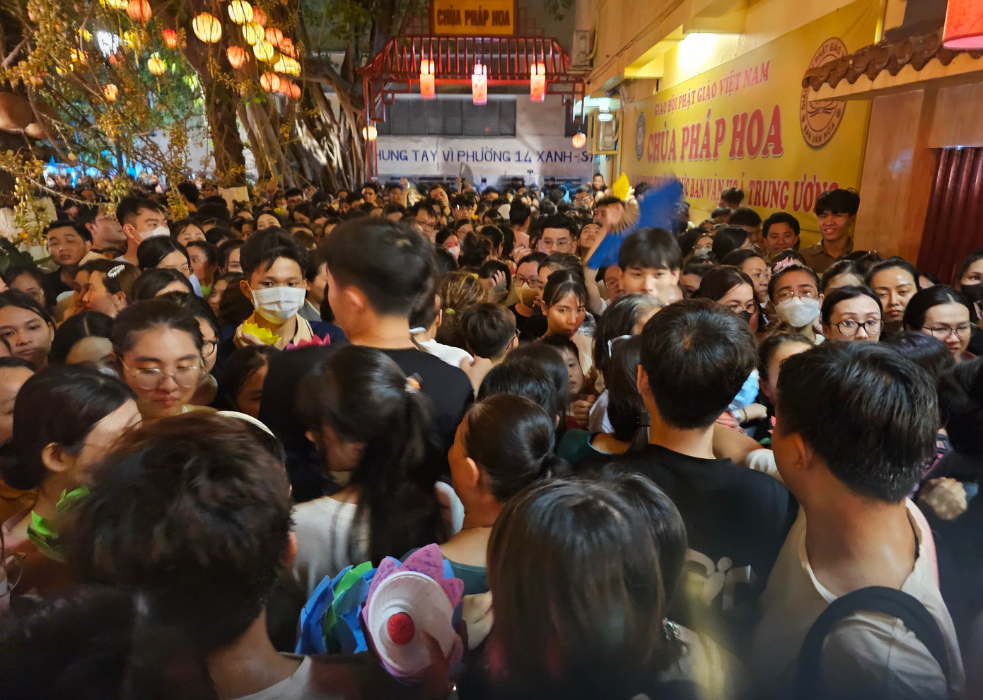 Ban tổ chức cho biết buổi lễ dự kiến diễn ra đến khoảng 22 giờ cùng ngày. Ảnh: Ngô Tùng