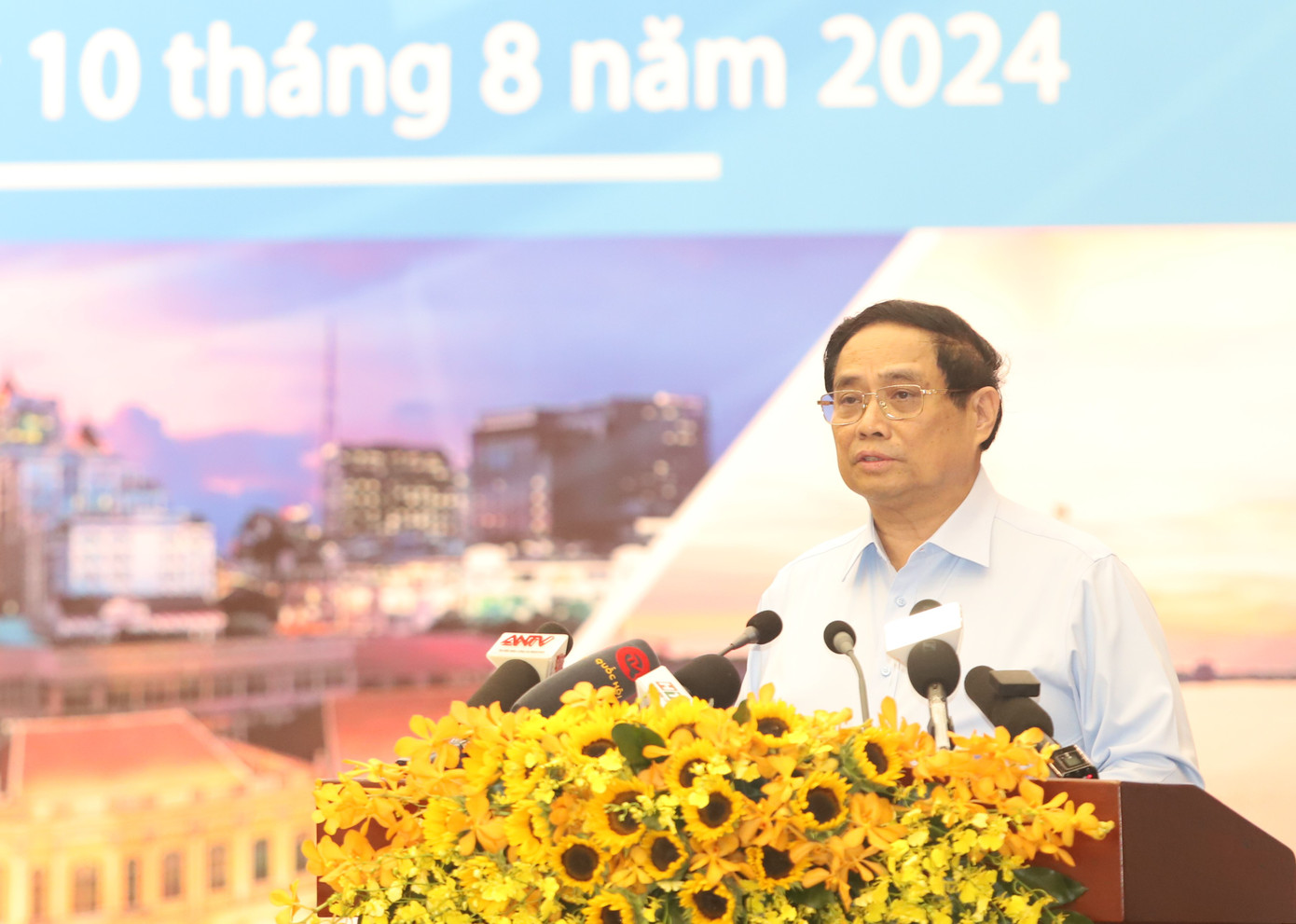 Thủ tướng Phạm Minh Chính phát biểu tại hội nghị. Ảnh: Ngô Tùng. Thủ tướng Phạm Minh Chính phát biểu tại hội nghị. Ảnh: Ngô Tùng.