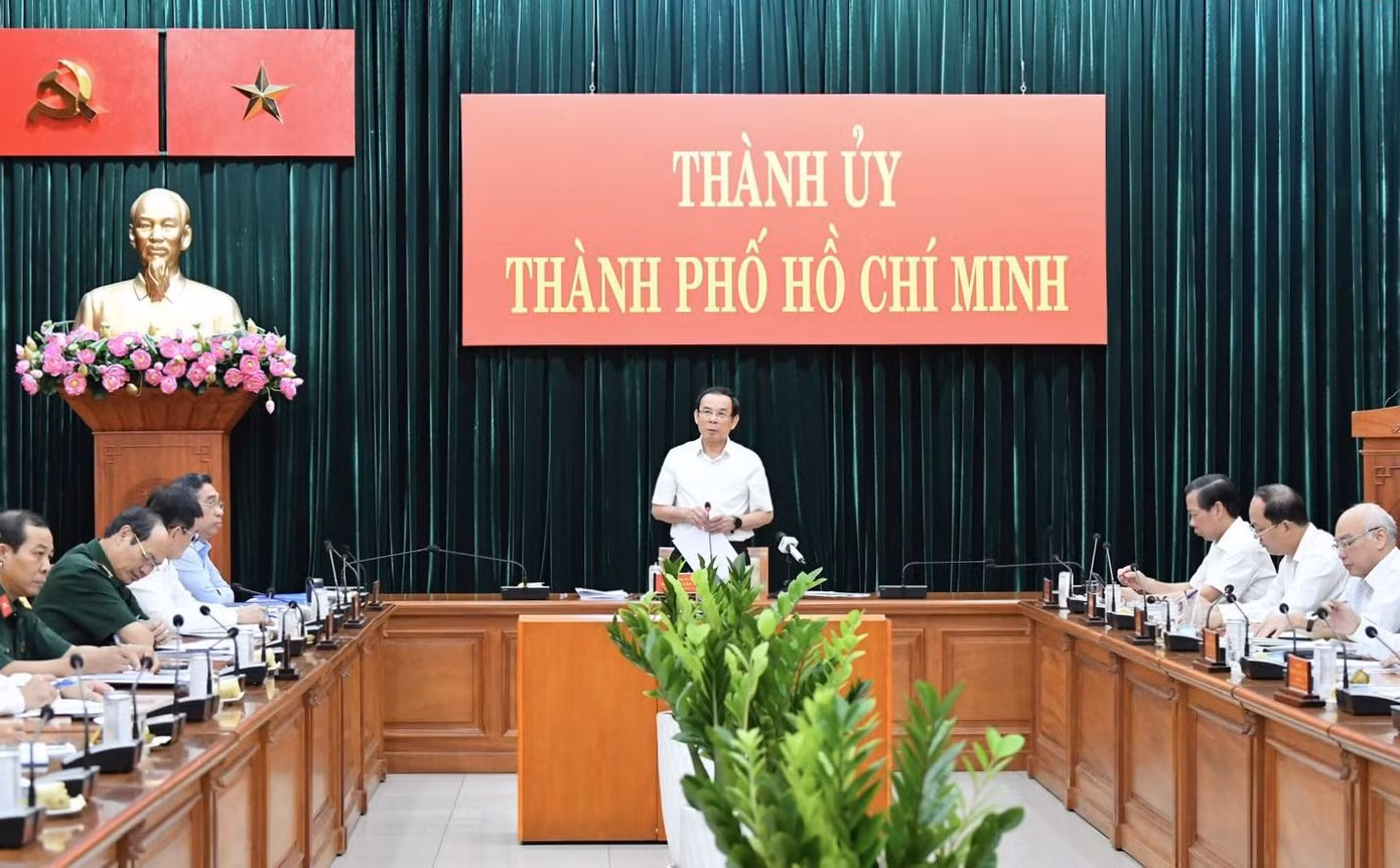 Bí thư Thành ủy TPHCM phát biểu tại buổi họp. Ảnh: SGGP Bí thư Thành ủy TPHCM phát biểu tại buổi họp. Ảnh: SGGP