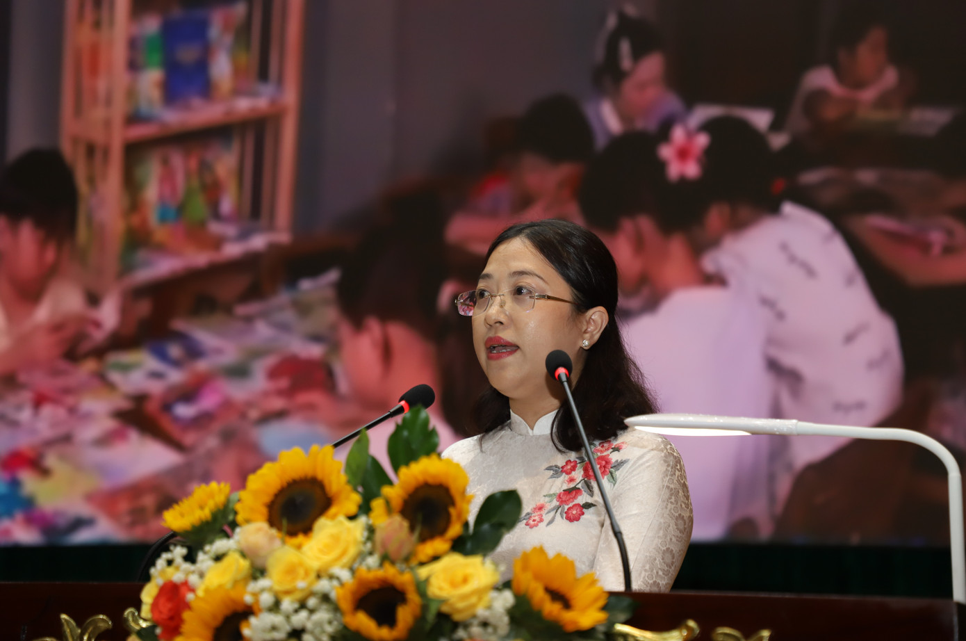 Đại diện các đơn vị báo cáo, giới thiệu mô hình hiệu quả trong phong trào Toàn dân bảo vệ an ninh Tổ quốc.