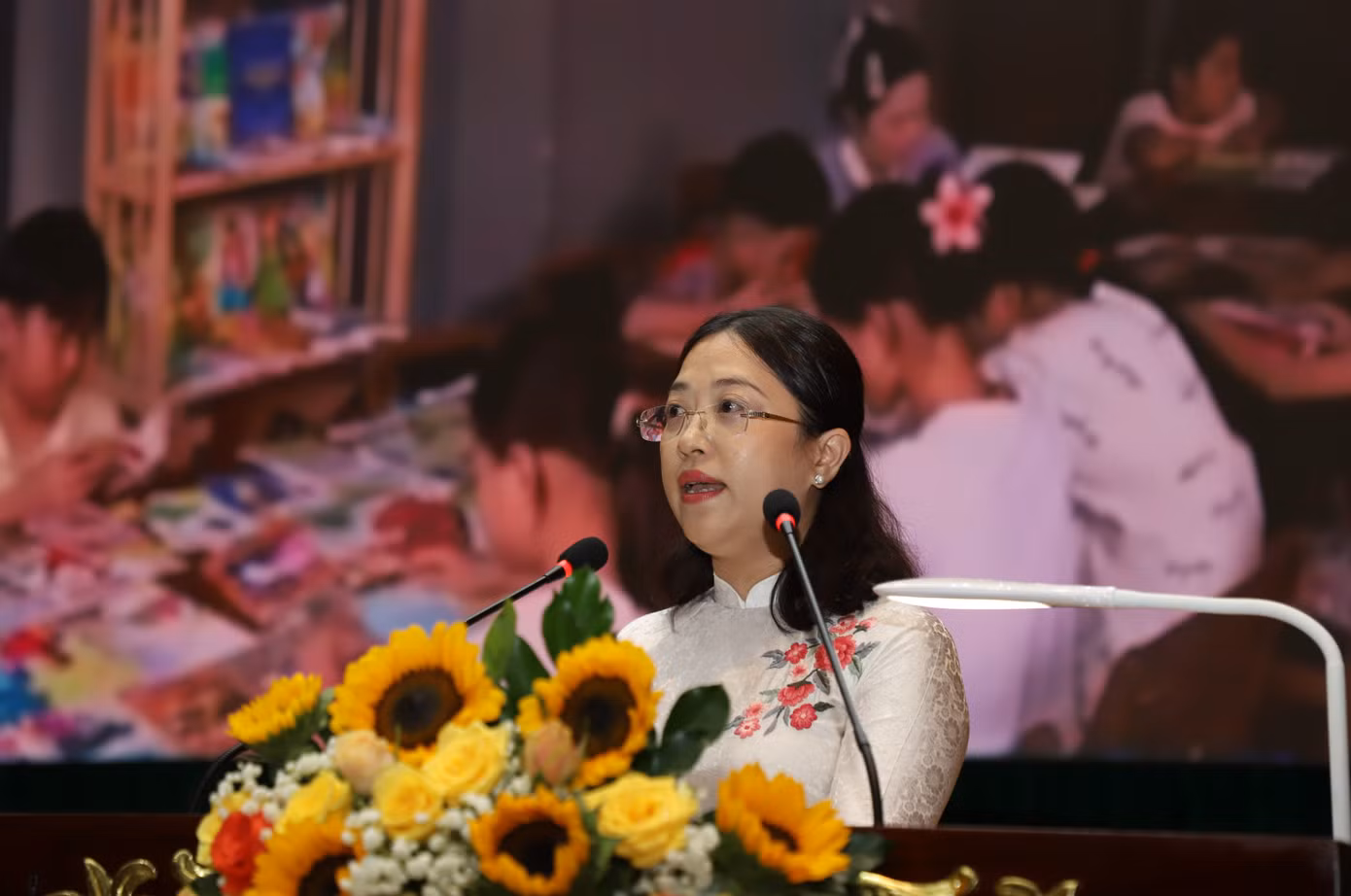 Đại diện các đơn vị báo cáo, giới thiệu mô hình hiệu quả trong phong trào Toàn dân bảo vệ an ninh Tổ quốc.