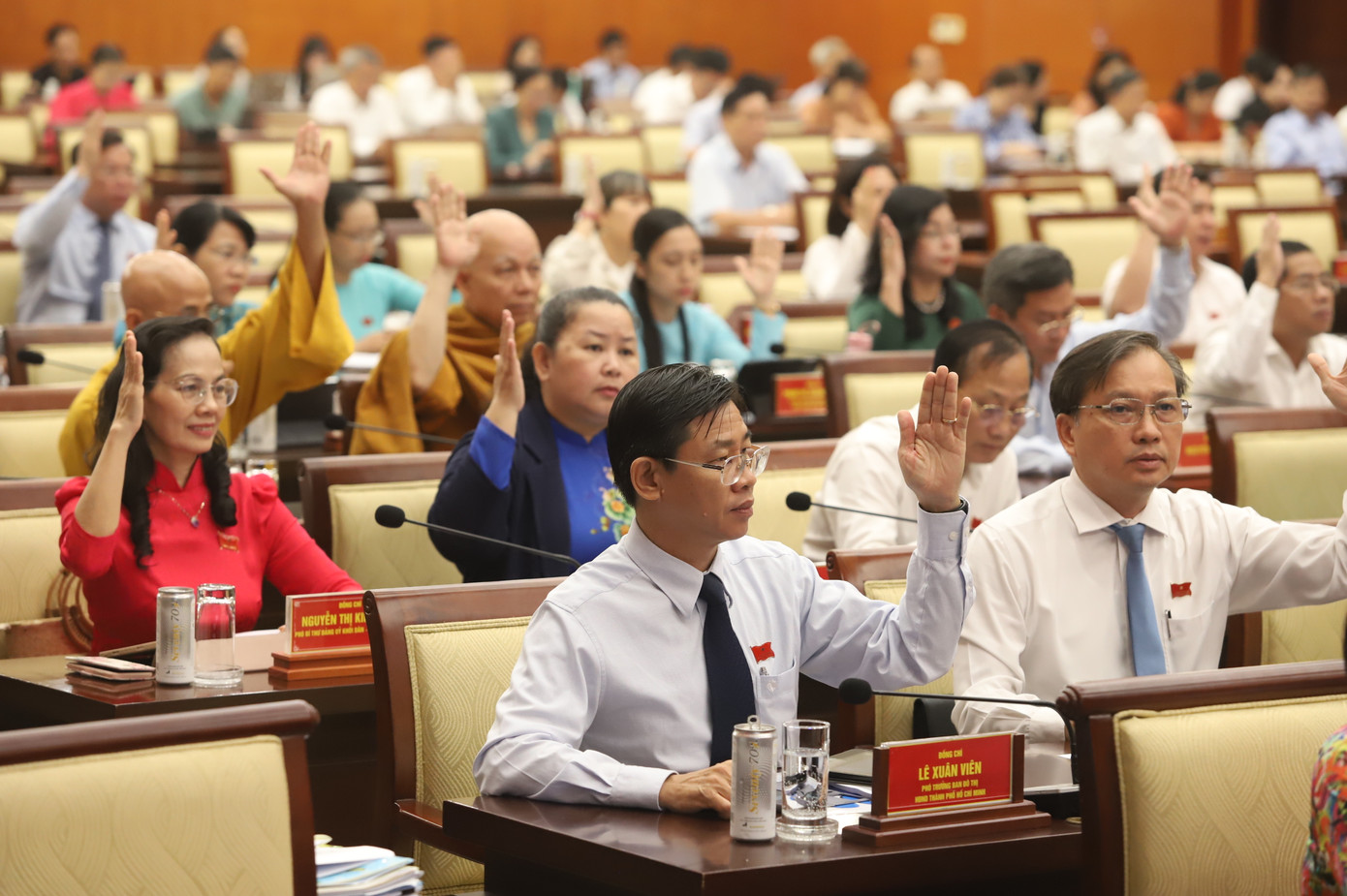 Năm qua, TPHCM thực hiện luân chuyển gần 1.900 cán bộ, công chức, viên chức theo quy định. Ảnh minh họa: Ngô Tùng. Năm qua, TPHCM thực hiện luân chuyển gần 1.900 cán bộ, công chức, viên chức theo quy định. Ảnh minh họa: Ngô Tùng.