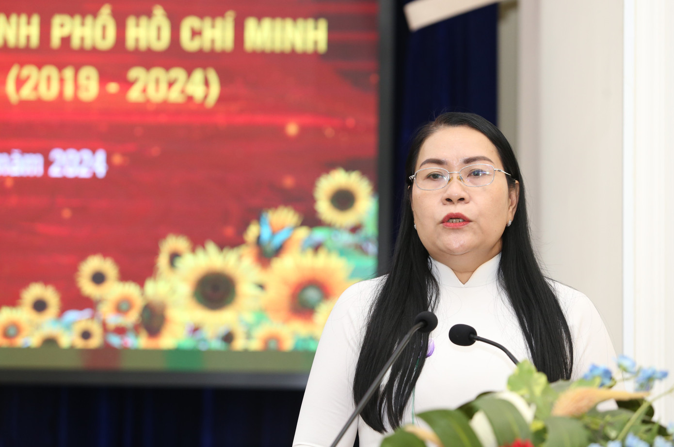 Bà Nguyễn Thị Kim Thúy phát biểu nhận nhiệm vụ. Ảnh: Ngô Tùng Bà Nguyễn Thị Kim Thúy phát biểu nhận nhiệm vụ. Ảnh: Ngô Tùng