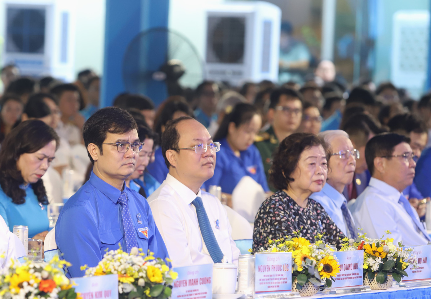 Anh Bùi Quang Huy cùng các lãnh đạo, nguyên lãnh đạo Đảng, Nhà nước, TPHCM dự phiên bế mạc Đại hội, ngày 5/11. Ảnh: Ngô Tùng Anh Bùi Quang Huy cùng các lãnh đạo, nguyên lãnh đạo Đảng, Nhà nước, TPHCM dự phiên bế mạc Đại hội, ngày 5/11. Ảnh: Ngô Tùng