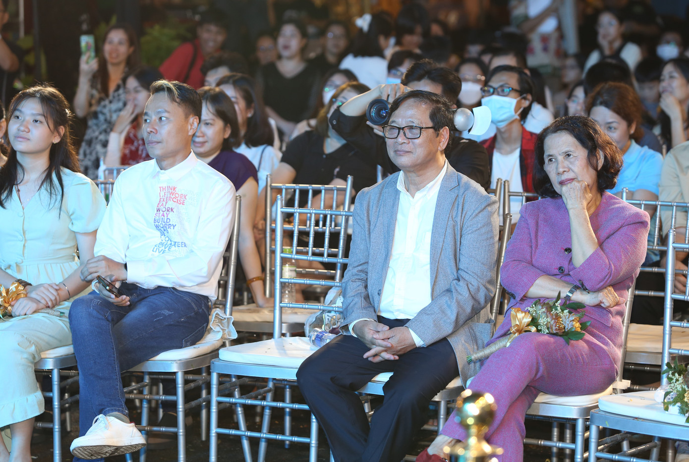 Chia sẻ tại chương trình, ông Lê Hoàng - Giám đốc Công ty Đường sách TPHCM - cho biết trong hành trình 8 năm qua, ngoài sự tự thân nỗ lực, đường sách nhận được sự đồng hành, đóng góp của tất cả các đơn vị, bạn đọc để làm nên một đường sách tốt đẹp dành cho tất cả mọi người.