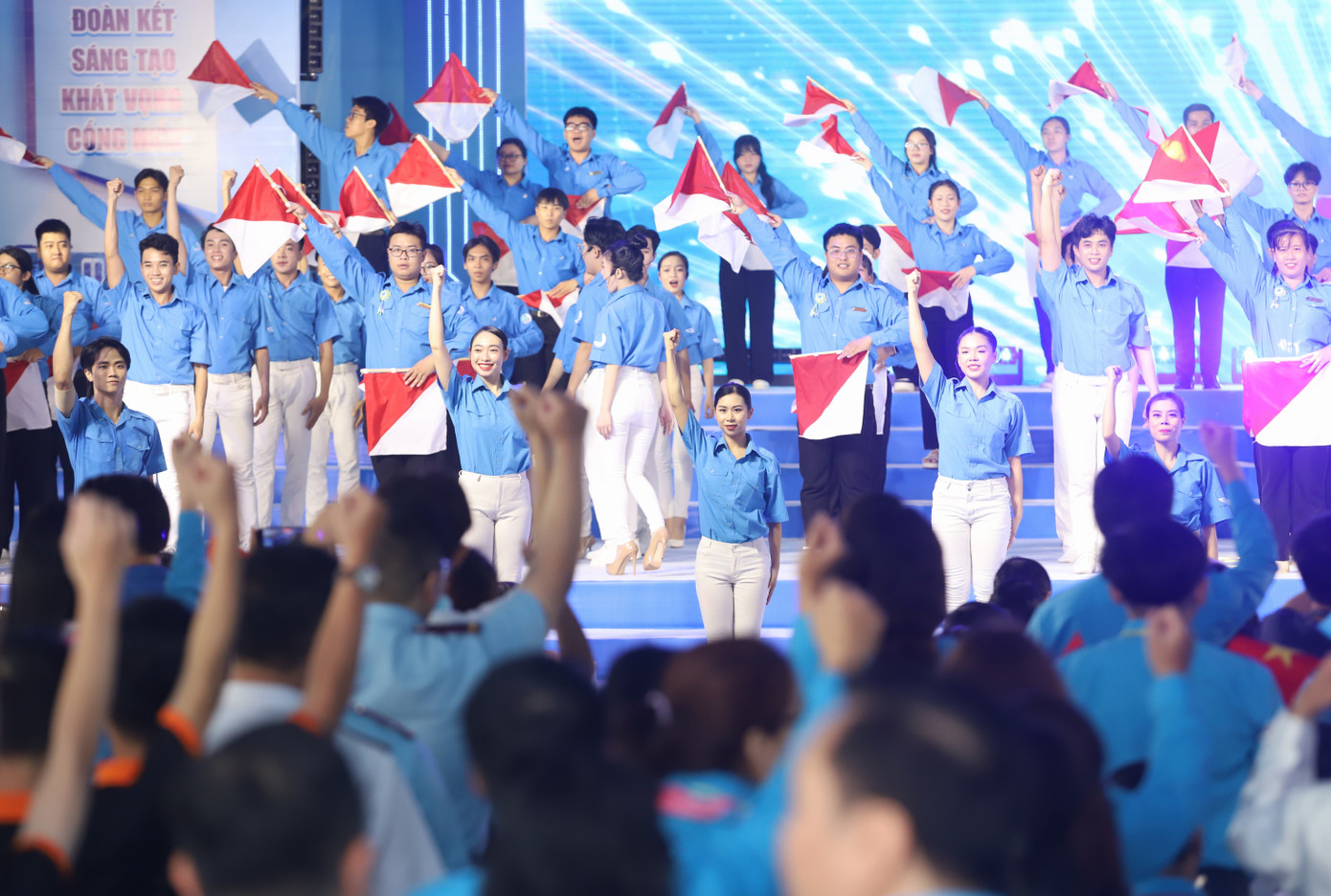 Khép lại Đại hội, mỗi đại biểu thanh niên mang theo niềm tin, khí thế phấn khởi tiếp tục phấn đấu, góp sức dựng xây Tổ quốc Việt Nam giàu mạnh và văn minh theo tinh thần câu khẩu hiệu của tổ chức Hội Liên hiệp Thanh niên Việt Nam.