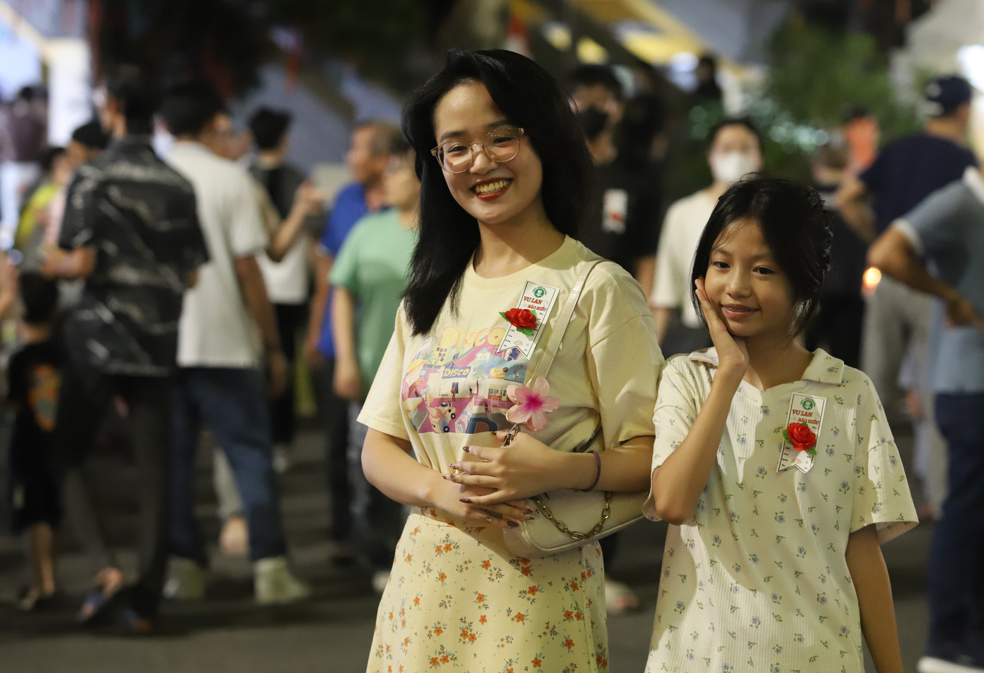 Hân hoan trong mùa tri ơn, báo hiếu. Mỗi người đều thấy hạnh phúc, an vui khi còn có mẹ có cha bên đời. Hân hoan trong mùa tri ơn, báo hiếu. Mỗi người đều thấy hạnh phúc, an vui khi còn có mẹ có cha bên đời.