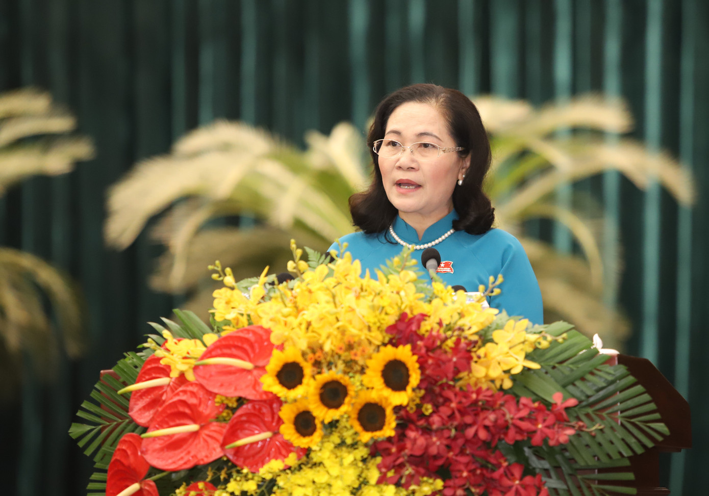 Chủ tịch HĐND TPHCM Nguyễn Thị Lệ phát biểu khai mạc kỳ họp. Ảnh: Ngô Tùng