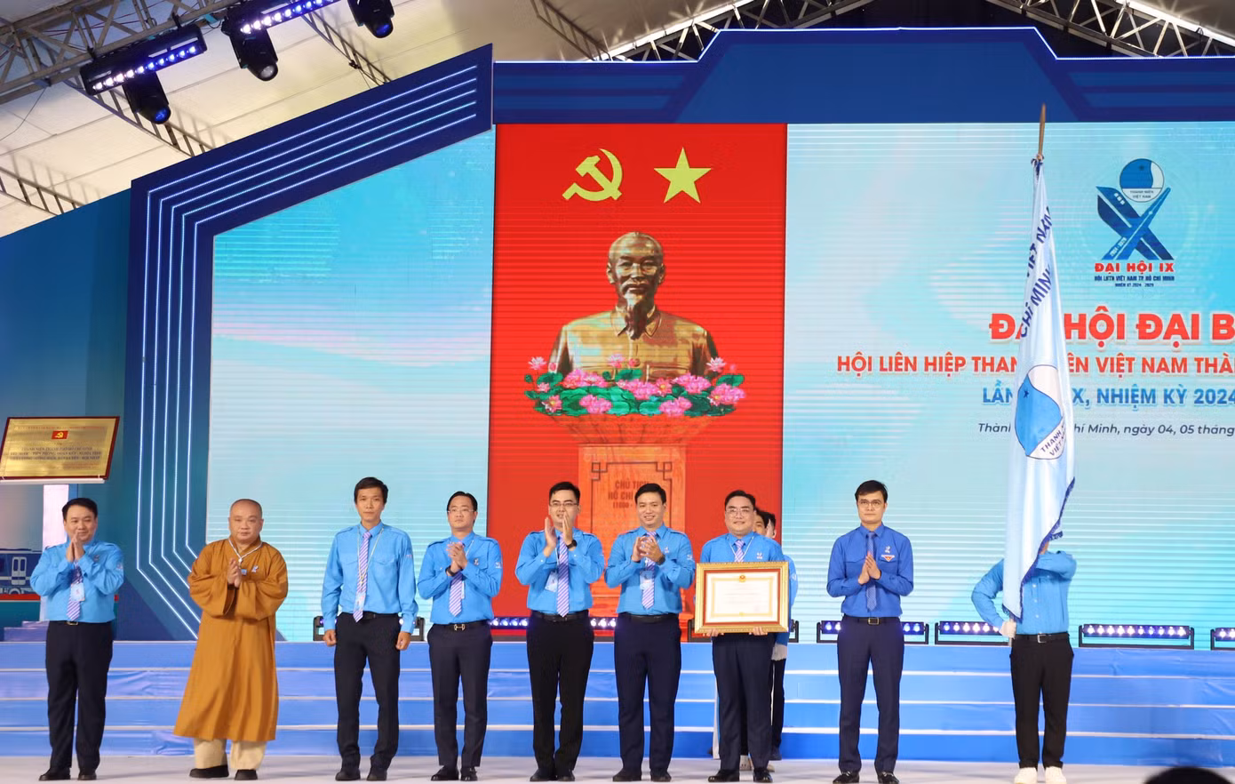 Tại Đại hội, Hội LHTN Việt Nam TPHCM đã vinh dự đón nhận Huân chương Lao động hạng Ba của Chủ tịch nước vì đã có thành tích xuất sắc trong công tác tổ chức, triển khai thực hiện các chiến dịch tình nguyện hè của thanh niên thành phố, góp phần vào sự nghiệp xây dựng chủ nghĩa xã hội và bảo vệ Tổ quốc. Cùng với đó, nhiều tập thể, cá nhân khác cũng đón nhận các khen thưởng quý báu của Thủ tướng Chính phủ, Trung ương Đoàn, Trung ương Hội LHTN Việt Nam, UBND TPHCM.