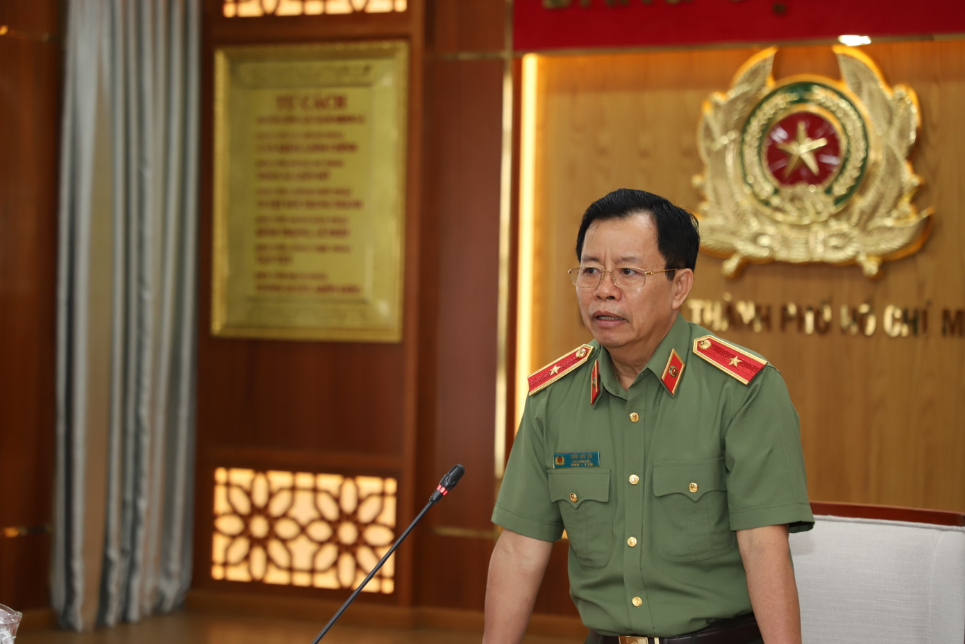 Thiếu tướng Trần Đức Tài định hướng các chương trình hoạt động, công trình của tuổi trẻ CATP.