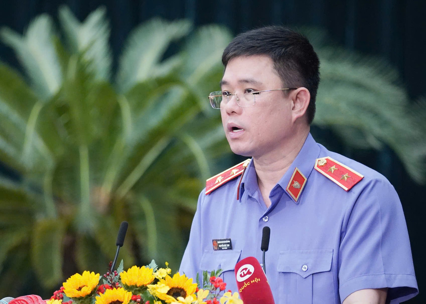 Viện trưởng VKSND TPHCM Nguyễn Đức Thái thông tin tại kỳ họp thứ 20 HĐND TPHCM khóa X.