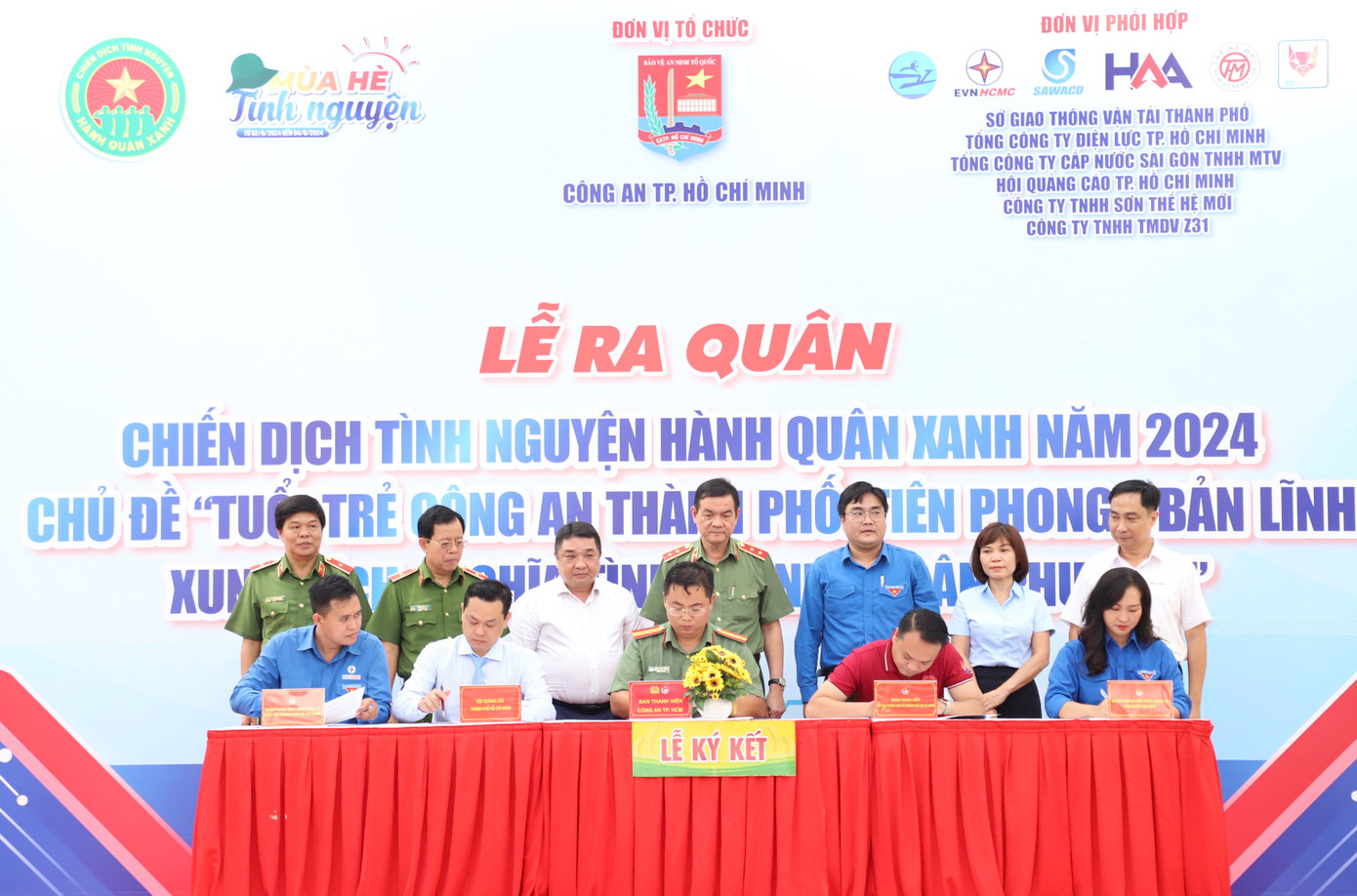 Đoàn Thanh niên CATP ký kết liên tịch phối hợp cùng các đơn vị bạn nhằm triển khai các phần việc thời gian tới.