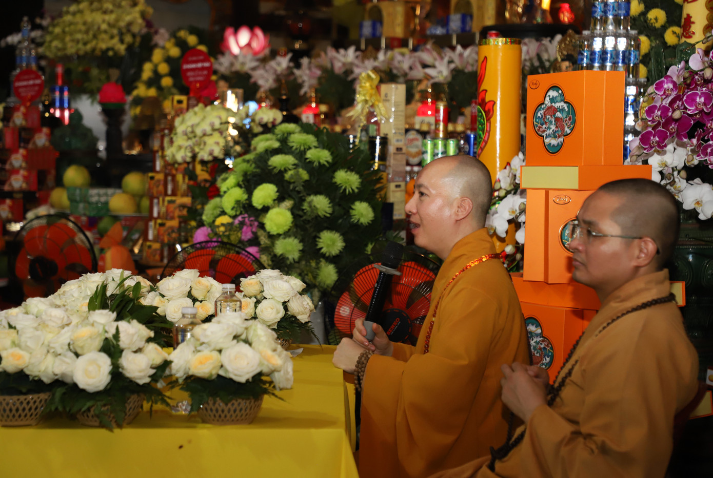 Theo Đại đức Thích Nguyên Cát, đạo hiếu chính là một trong những nét đẹp cao cả của con người mà mỗi người cần thực hành tròn đạo. Mỗi ngày sống đẹp, mỗi lời nói hay nói ra cũng là cách chúng ta thực hành báo hiếu ông bà, cha mẹ, tổ tiên. Theo Đại đức Thích Nguyên Cát, đạo hiếu chính là một trong những nét đẹp cao cả của con người mà mỗi người cần thực hành tròn đạo. Mỗi ngày sống đẹp, mỗi lời nói hay nói ra cũng là cách chúng ta thực hành báo hiếu ông bà, cha mẹ, tổ tiên.