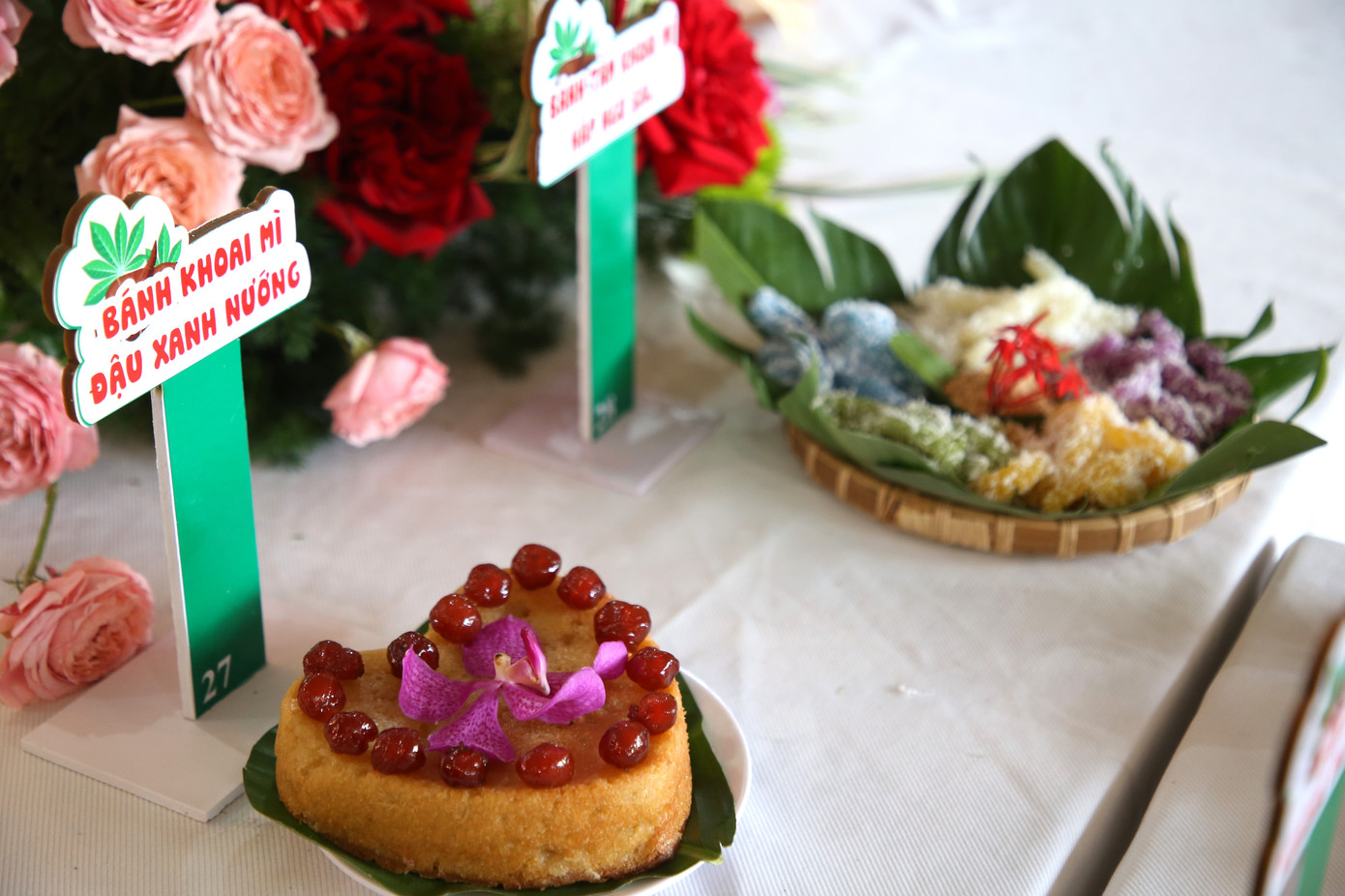 Qua sự sáng tạo của người dân, củ mì dần đã được chế biến thành nhiều món ăn từ đơn giản đến cầu kỳ, đẹp mắt. Theo thời gian, các món ăn chế biến từ củ mì ngày càng phong phú.