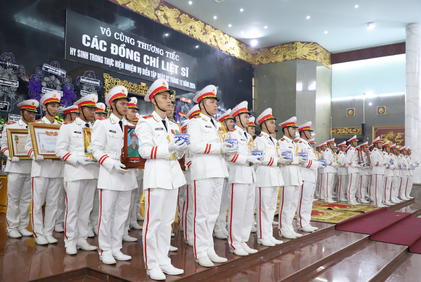 Lễ truy điệu diễn ra trọng thể tại Nhà Tang lễ Quốc gia phía Nam, trưa 8/12. Ảnh: Ngô Tùng Lễ truy điệu diễn ra trọng thể tại Nhà Tang lễ Quốc gia phía Nam, trưa 8/12. Ảnh: Ngô Tùng