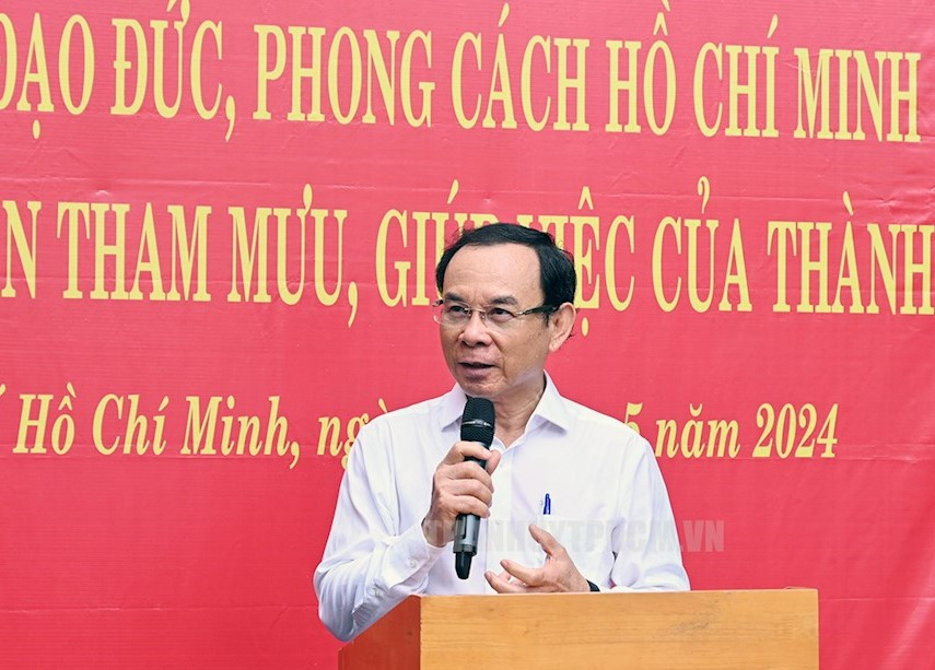 Bí thư Thành ủy TPHCM Nguyễn Văn Nên chia sẻ tại buổi lễ. Ảnh: Thành ủy TPHCM