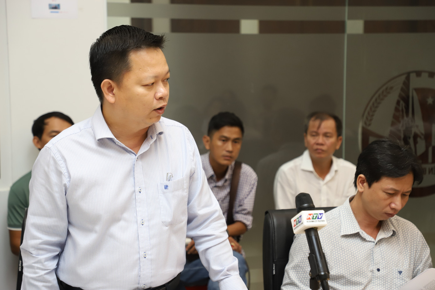 Đơn vị chủ đầu tư thông tin về vướng mắc hiện nay đối với dự án. Đơn vị chủ đầu tư thông tin về vướng mắc hiện nay đối với dự án.