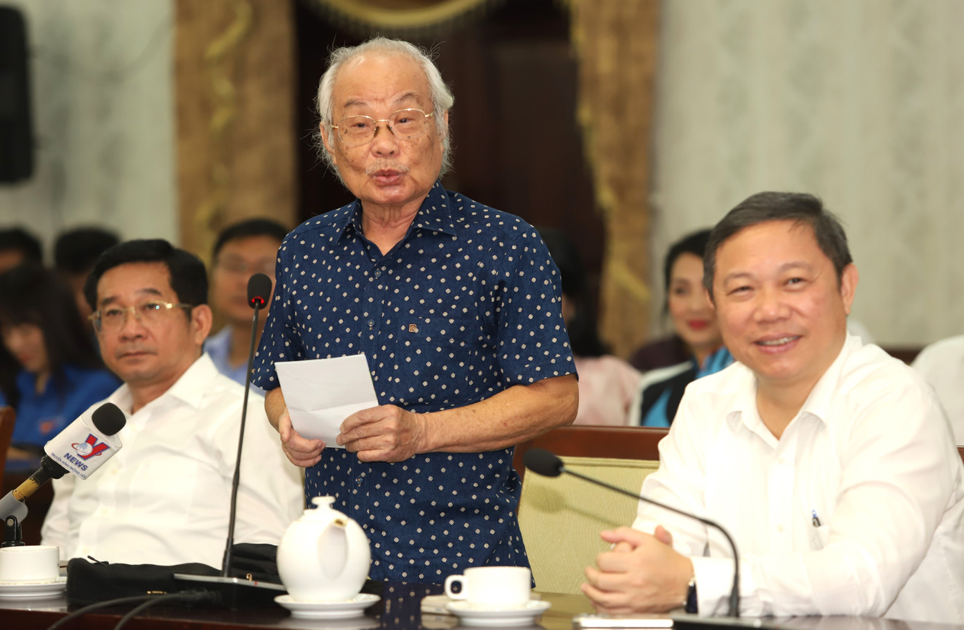 Nhạc sĩ Phạm Minh Tuấn chia sẻ tại buổi họp mặt. Ảnh: Ngô Tùng Nhạc sĩ Phạm Minh Tuấn chia sẻ tại buổi họp mặt. Ảnh: Ngô Tùng