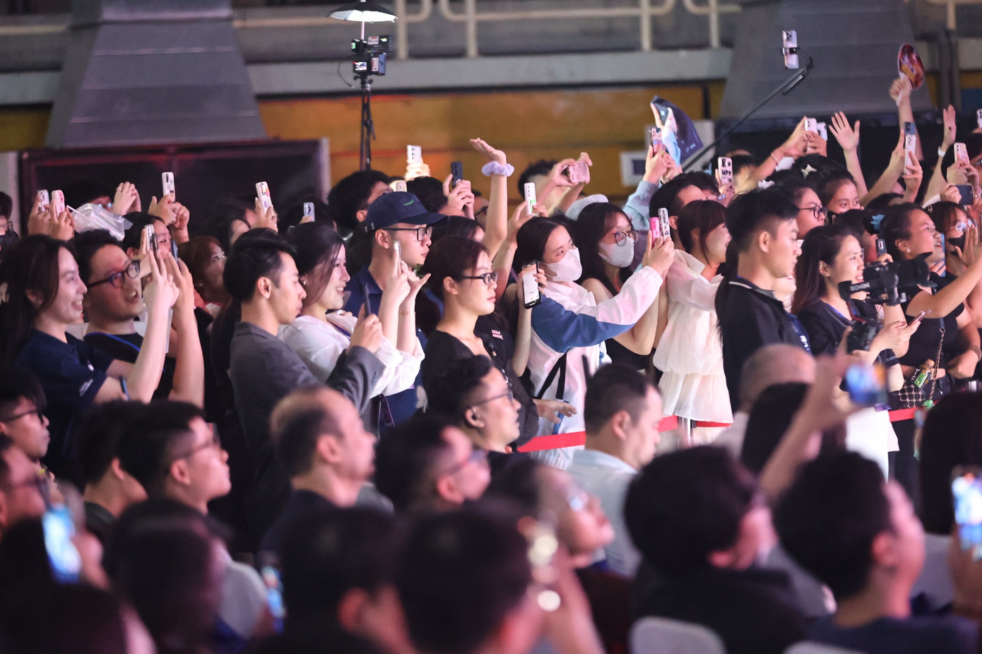 Đông đảo bạn trẻ hòa vào không khí Ngày hội Game Việt Nam 2024. Ảnh: BTC