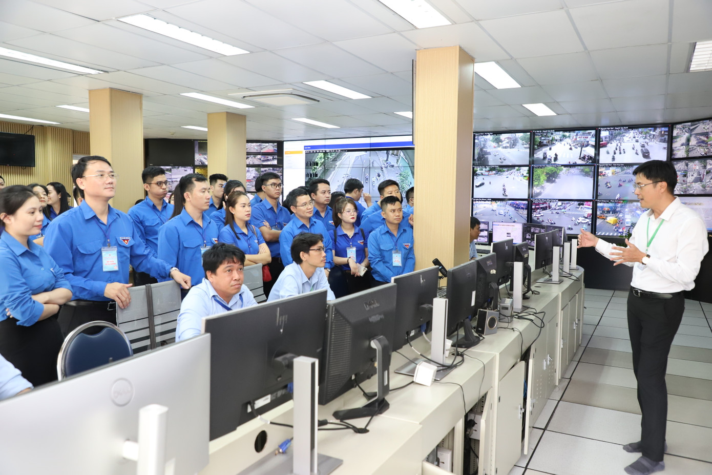 Trung tâm có nhiệm vụ tham mưu UBND TPHCM và Sở Giao thông vận tải trong công tác quản lý, vận hành công trình đường hầm sông Sài Gòn và hệ thống giám sát điều khiển giao thông TPHCM.