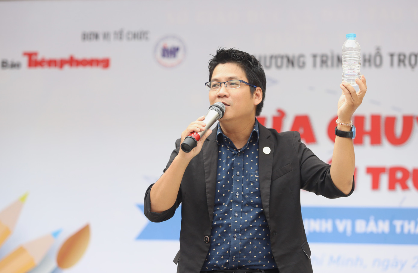 TS Nguyễn Vinh Quang gửi đến bạn trẻ những gợi ý để định vị bản thân. TS Nguyễn Vinh Quang gửi đến bạn trẻ những gợi ý để định vị bản thân.