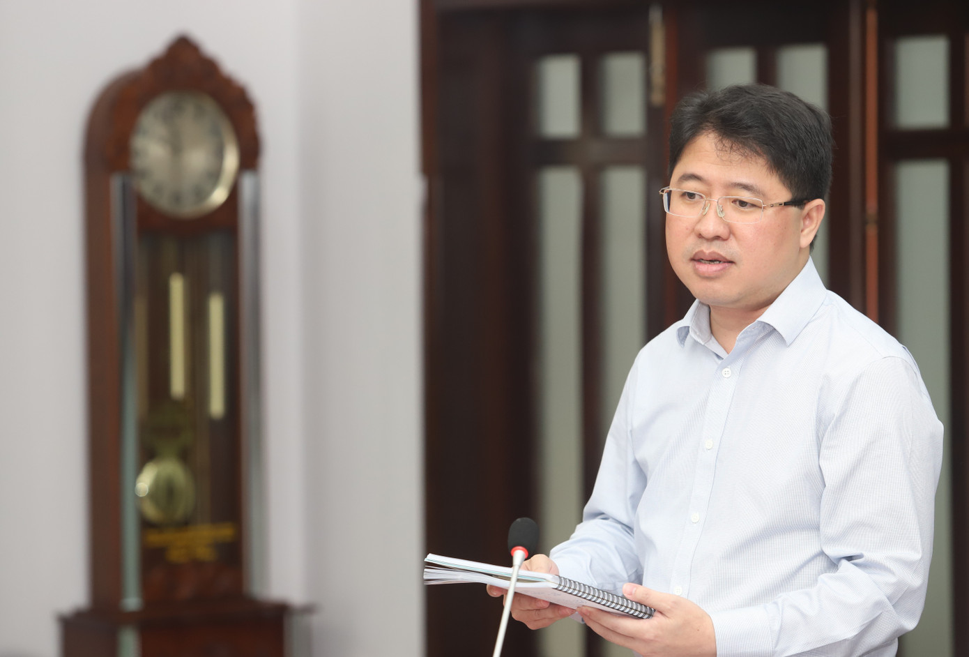 Tại buổi khảo sát, lãnh đạo văn phòng, các ban đảng Thành ủy TPHCM góp ý cho công tác chuẩn bị Đại hội Đảng bộ TP. Thủ Đức.