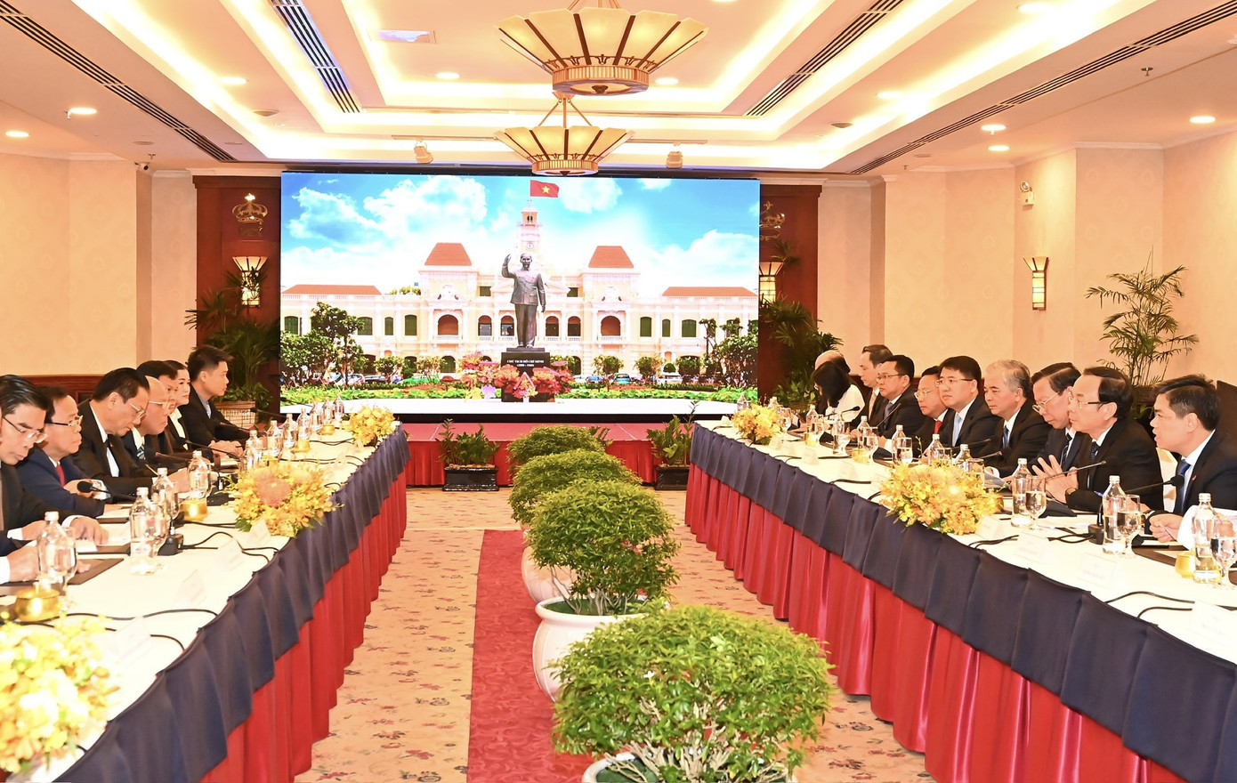 Quang cảnh buổi tiếp đoàn đại biểu cấp cao Ban Kiểm tra Trung ương, Thanh tra Nhà nước Lào. Ảnh: Việt Dũng.