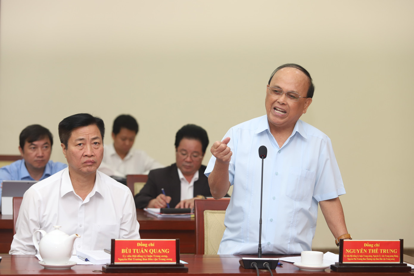 Ông Nguyễn Thế Trung trao đổi tại hội thảo. Ảnh: Ngô Tùng Ông Nguyễn Thế Trung trao đổi tại hội thảo. Ảnh: Ngô Tùng