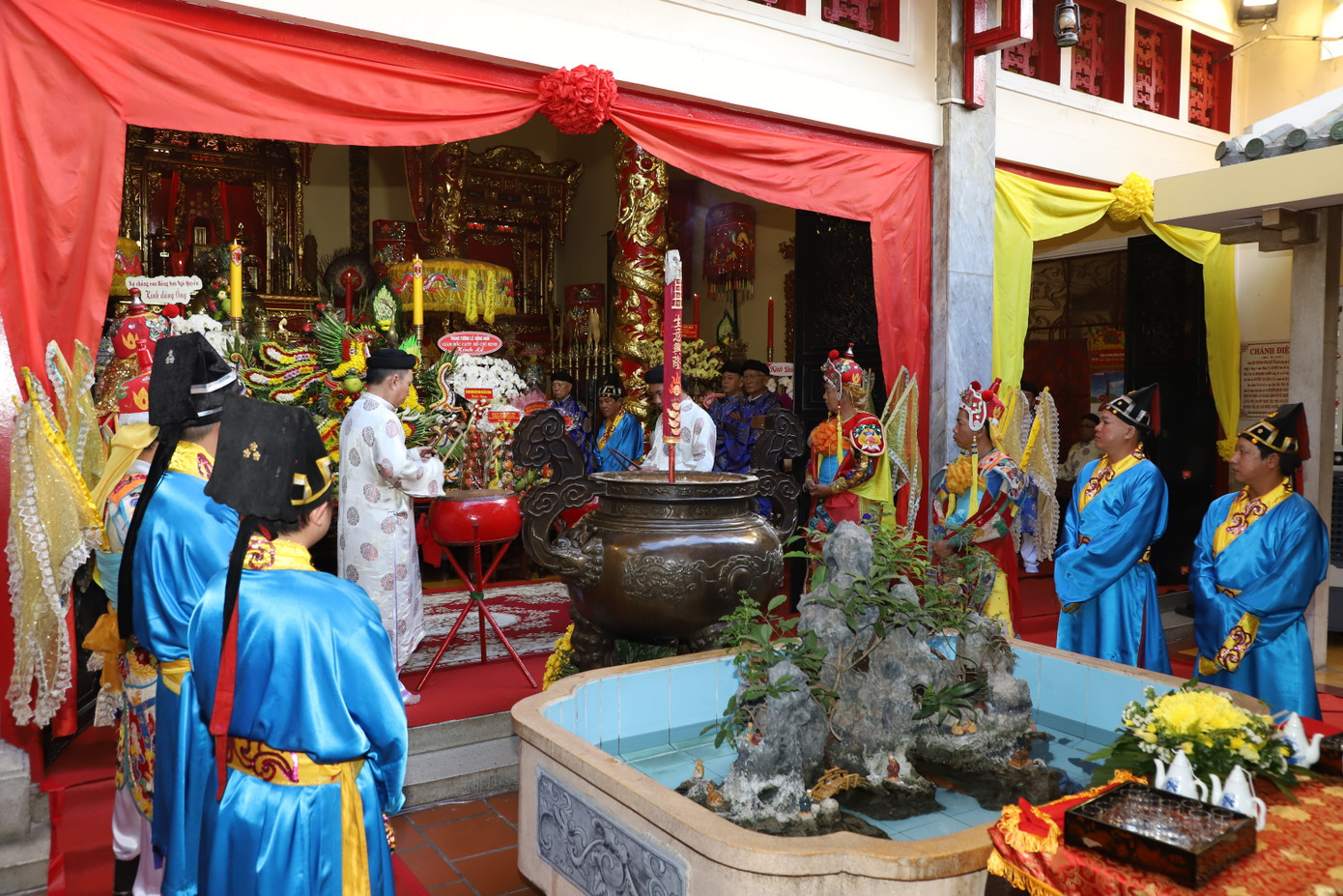 Lễ giỗ lần thứ 192 Đức Tả quân (1832 - 2024) diễn ra trong ba ngày, từ 2 - 4/9/2024 (tức 30/7 - 2/8 năm Giáp Thìn) tại lăng Lê Văn Duyệt (quận Bình Thạnh, TPHCM). Ảnh: Ngô Tùng Lễ giỗ lần thứ 192 Đức Tả quân (1832 - 2024) diễn ra trong ba ngày, từ 2 - 4/9/2024 (tức 30/7 - 2/8 năm Giáp Thìn) tại lăng Lê Văn Duyệt (quận Bình Thạnh, TPHCM). Ảnh: Ngô Tùng