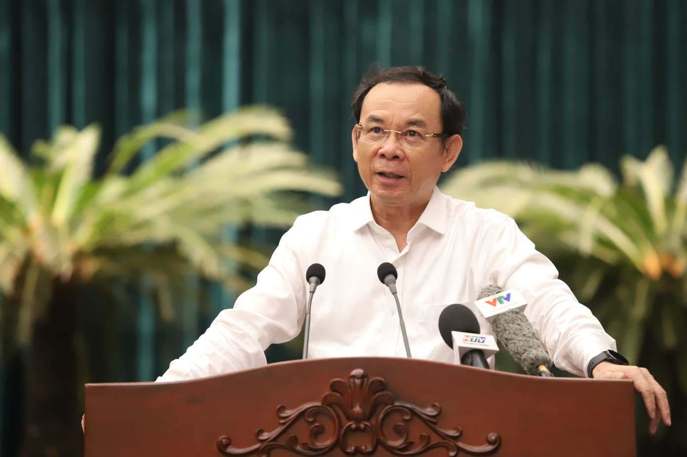 Bí thư Thành ủy TPHCM Nguyễn Văn Nên phát biểu khai mạc hội nghị. Ảnh: Ngô Tùng Bí thư Thành ủy TPHCM Nguyễn Văn Nên phát biểu khai mạc hội nghị. Ảnh: Ngô Tùng