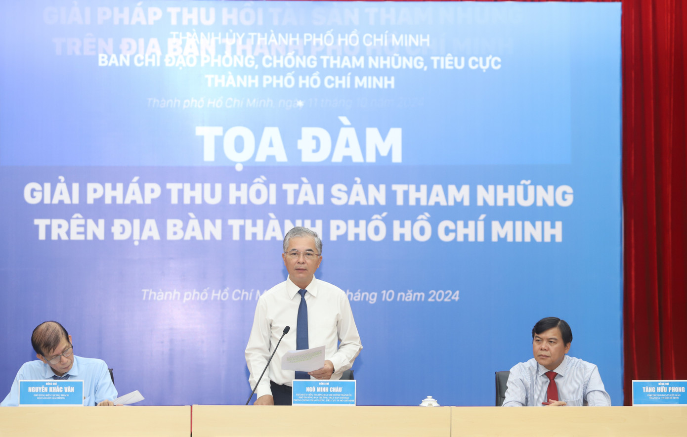 Ông Ngô Minh Châu trao đổi tại tọa đàm. Ảnh: Ngô Tùng Ông Ngô Minh Châu trao đổi tại tọa đàm. Ảnh: Ngô Tùng