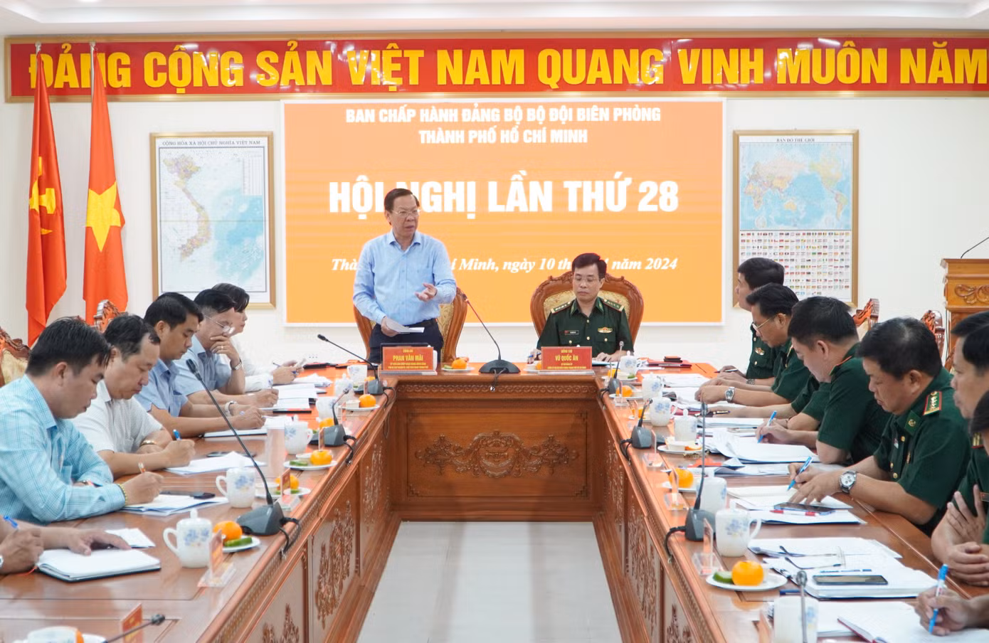 Quang cảnh hội nghị Ban Chấp hành Đảng bộ BĐBP TPHCM lần thứ 28, chiều 10/4. Quang cảnh hội nghị Ban Chấp hành Đảng bộ BĐBP TPHCM lần thứ 28, chiều 10/4.