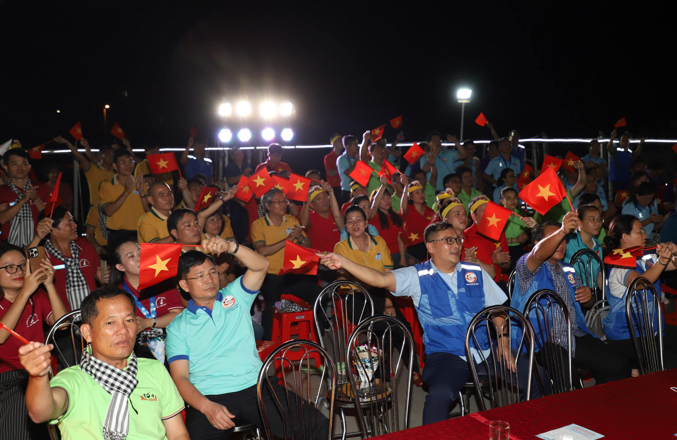 Hội thi đã mang đến không gian để các thành viên đoàn công tác cùng giao lưu, gắn kết với nhau hơn sau những buổi tập luyện và biểu diễn.