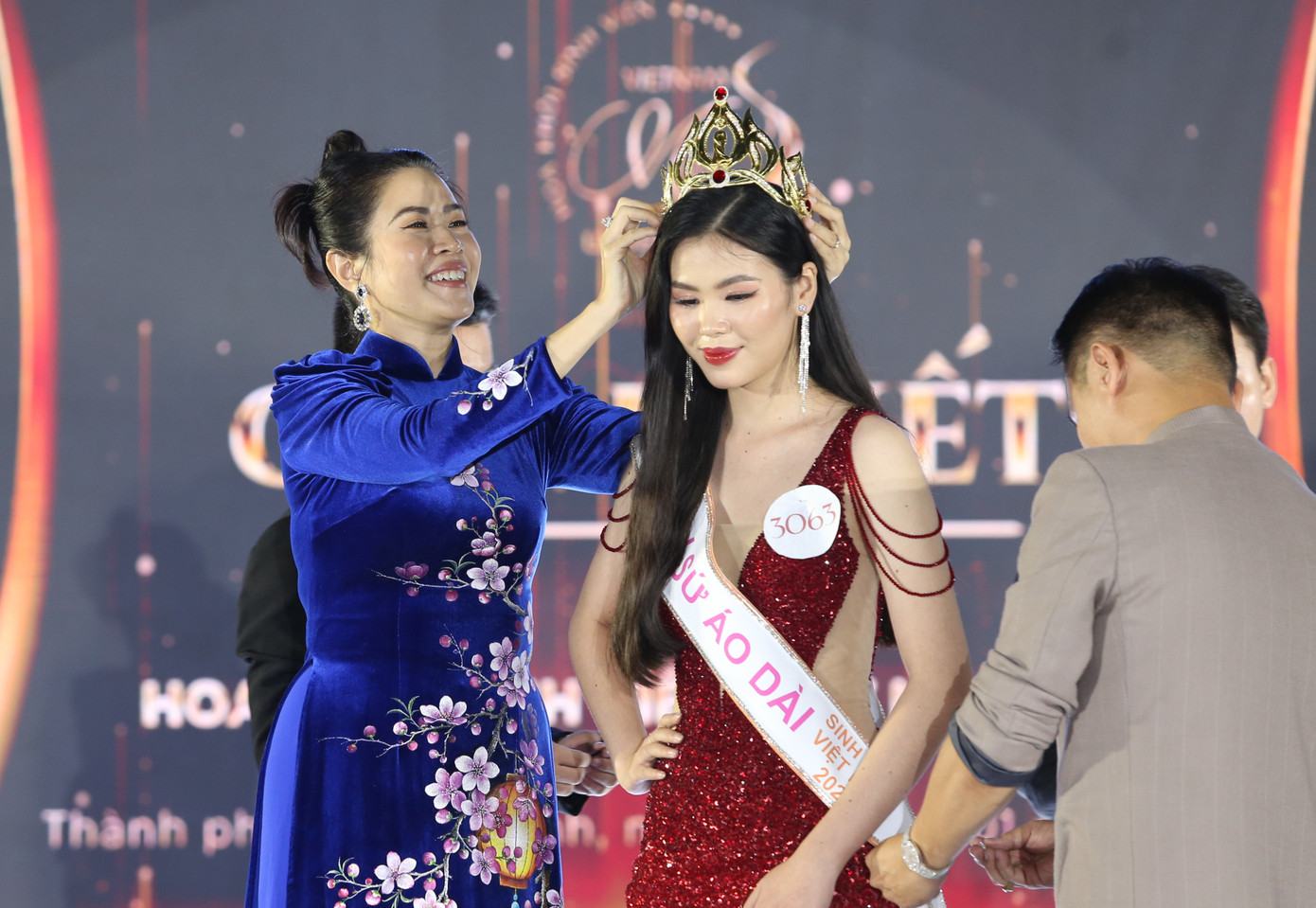 Cùng với các giải thưởng cao nhất dành cho Top 3, Ban tổ chức cũng trao thưởng các danh hiệu khác cho các thí sinh tiêu biểu.