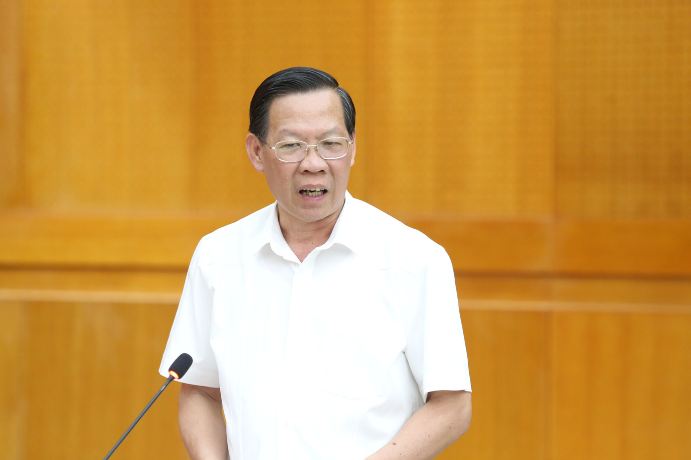 Chủ tịch UBND TPHCM Phan Văn Mãi được giao nhiệm vụ Trưởng ban Ban Chỉ đạo các dự án trọng điểm trên địa bàn TPHCM.