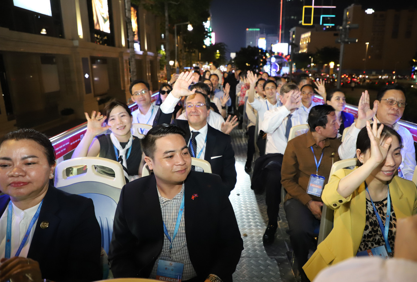 Có mặt trên chuyến hành trình này là những Thị trưởng/ Phó Thị trưởng, Tỉnh trưởng/ Phó Tỉnh trưởng, lãnh đạo bộ ngành thuộc các quốc gia có mối quan hệ hữu nghị gần gũi, cảm tình với TPHCM.