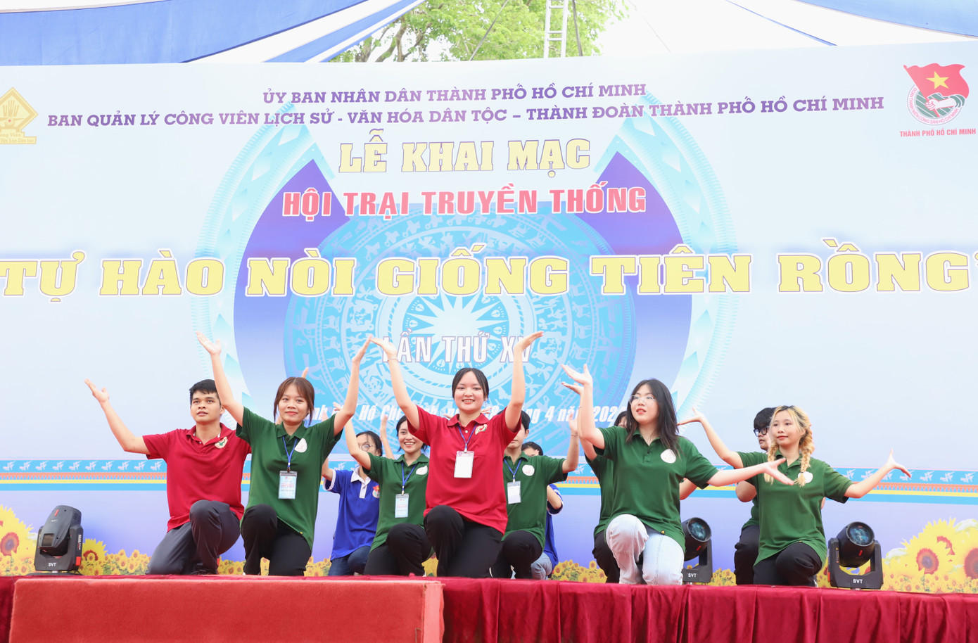 Đây là một nội dung được các bạn sinh viên, đoàn viên thanh niên hào hứng hưởng ứng. Đây là một nội dung được các bạn sinh viên, đoàn viên thanh niên hào hứng hưởng ứng.