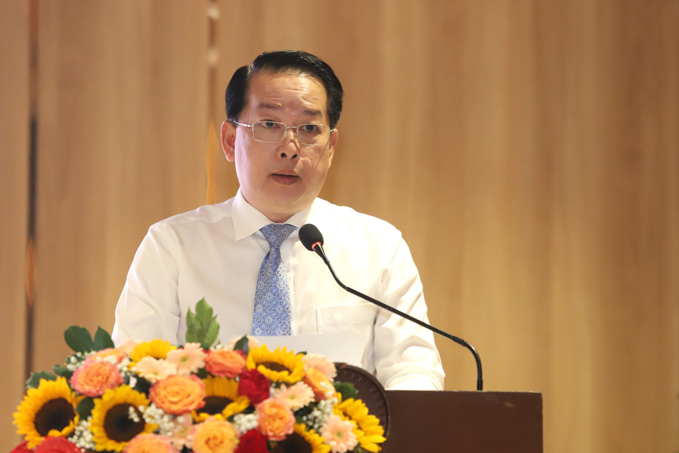 Phó chủ tịch Thường trực HĐND TP.Thủ Đức Kiều Ngọc Vũ thông tin về việc sắp xếp khu phố trên địa bàn phường Hiệp Bình Phước.