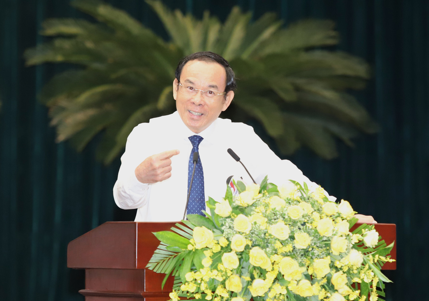 Bí thư Thành ủy TPHCM Nguyễn Văn Nên phát biểu chỉ đạo tại hội nghị. Ảnh: Ngô Tùng