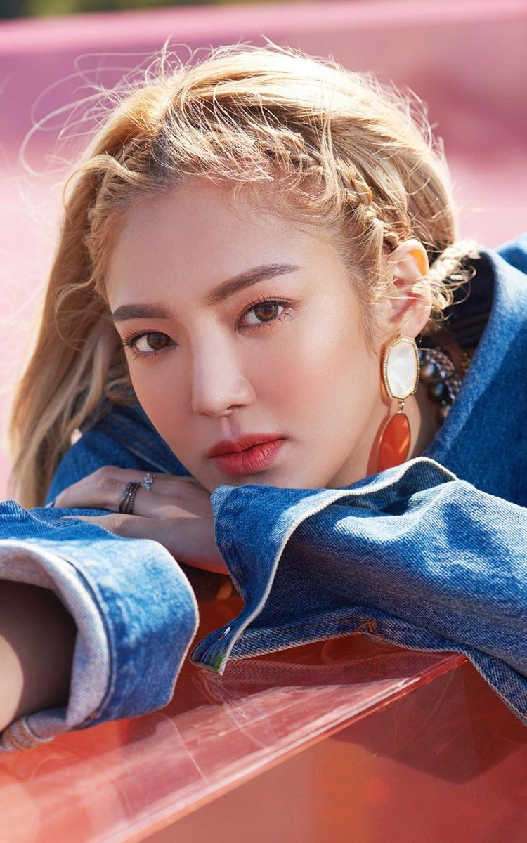 Truyền thông Hàn Quốc đưa tin Hyoyeon sẽ trở lại vào tháng 8 sắp tới. Truyền thông Hàn Quốc đưa tin Hyoyeon sẽ trở lại vào tháng 8 sắp tới.