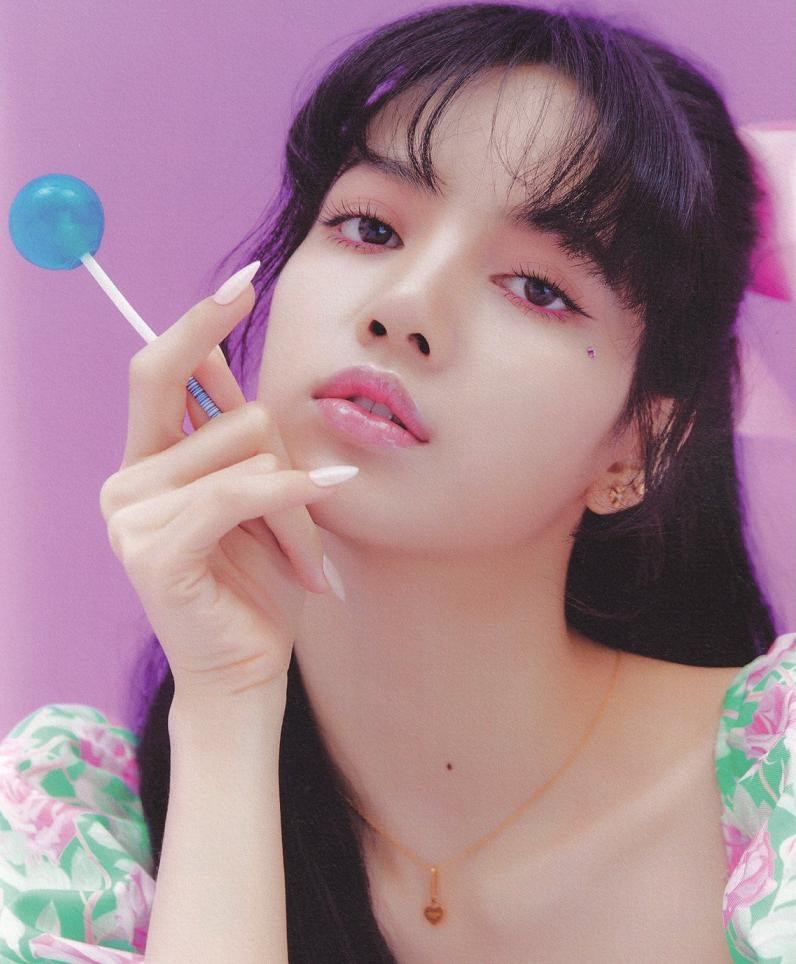 Lisa sẽ tung MV debut solo vào tháng 8? Lisa sẽ tung MV debut solo vào tháng 8?