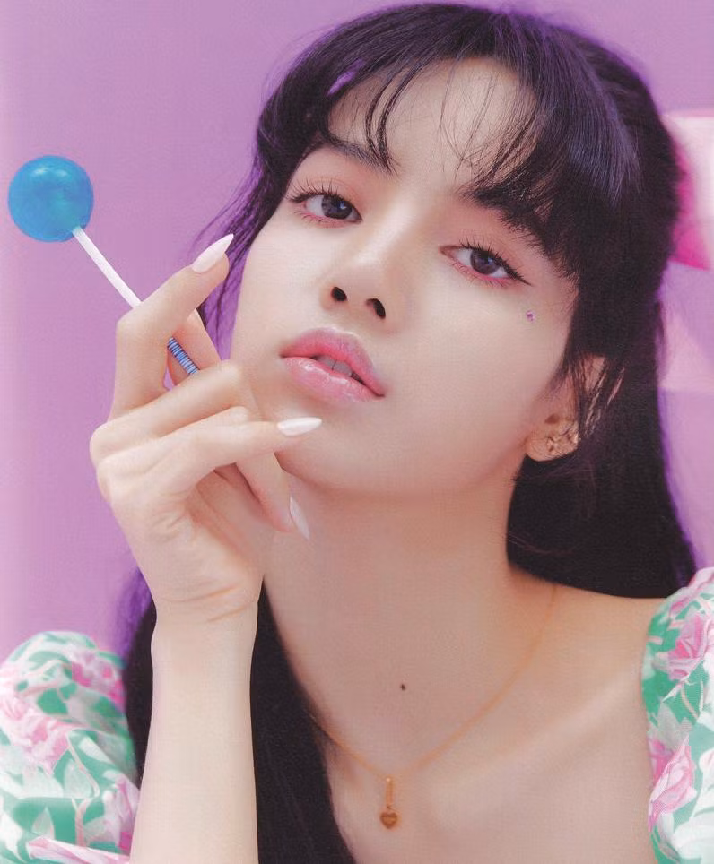 Lisa sẽ tung MV debut solo vào tháng 8?