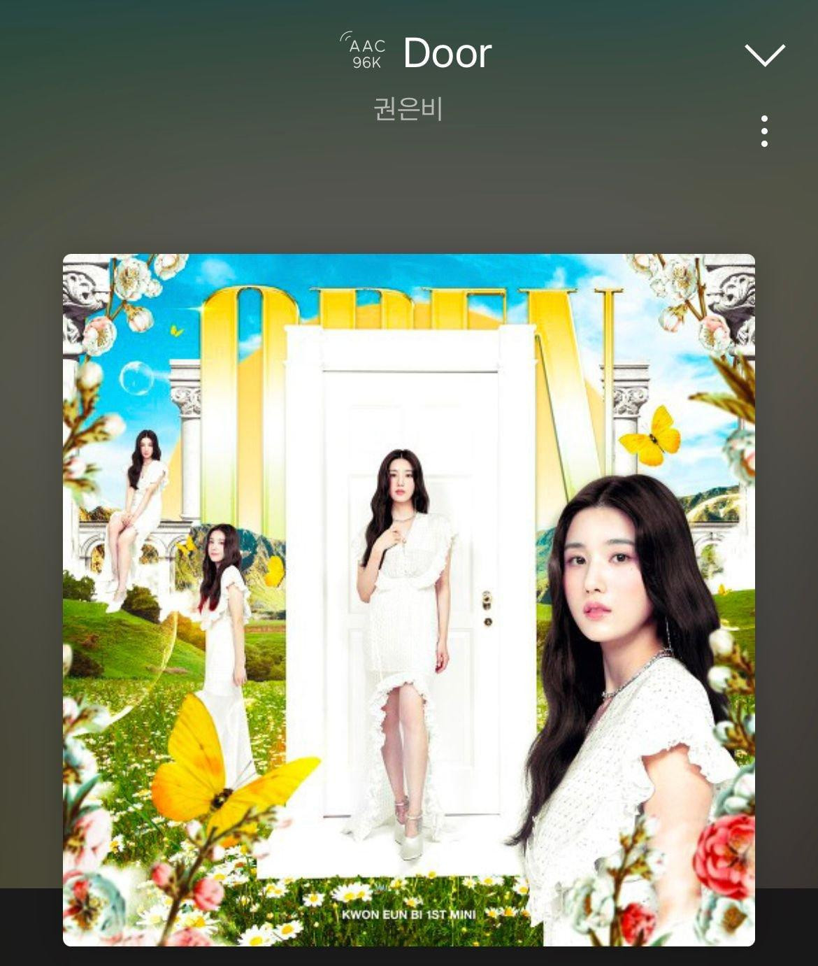 Album cover thiếu đầu tư của Woollim dành cho Eunbi trong lần đầu ra mắt solo. Album cover thiếu đầu tư của Woollim dành cho Eunbi trong lần đầu ra mắt solo.