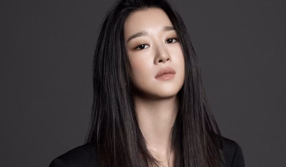 Nữ diễn viên bỗng trở thành người duy nhất có lỗi trong scandal thao túng.