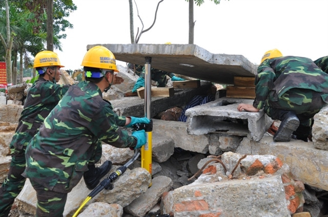 Thiết bị hỗ trợ đã giúp đội cứu nạn giải thoát và tìm kiếm thêm nhiều nạn nhân 