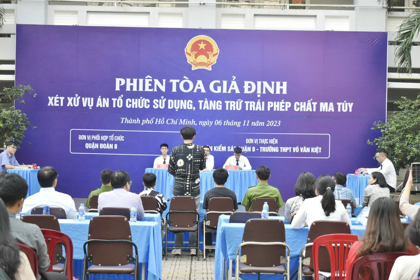 Phiên toà giả định tại Trường THPT Võ Văn Kiệt (quận 8, TPHCM) sáng 6/11. Phiên toà giả định tại Trường THPT Võ Văn Kiệt (quận 8, TPHCM) sáng 6/11.