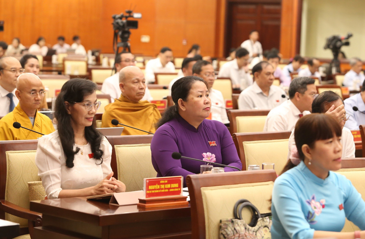 Các đại biểu tại kỳ họp thứ 12, HĐND TPHCM khóa X, nhiệm kỳ 2021 - 2026 sáng 11/11. Ảnh: Ngô Tùng Các đại biểu tại kỳ họp thứ 12, HĐND TPHCM khóa X, nhiệm kỳ 2021 - 2026 sáng 11/11. Ảnh: Ngô Tùng