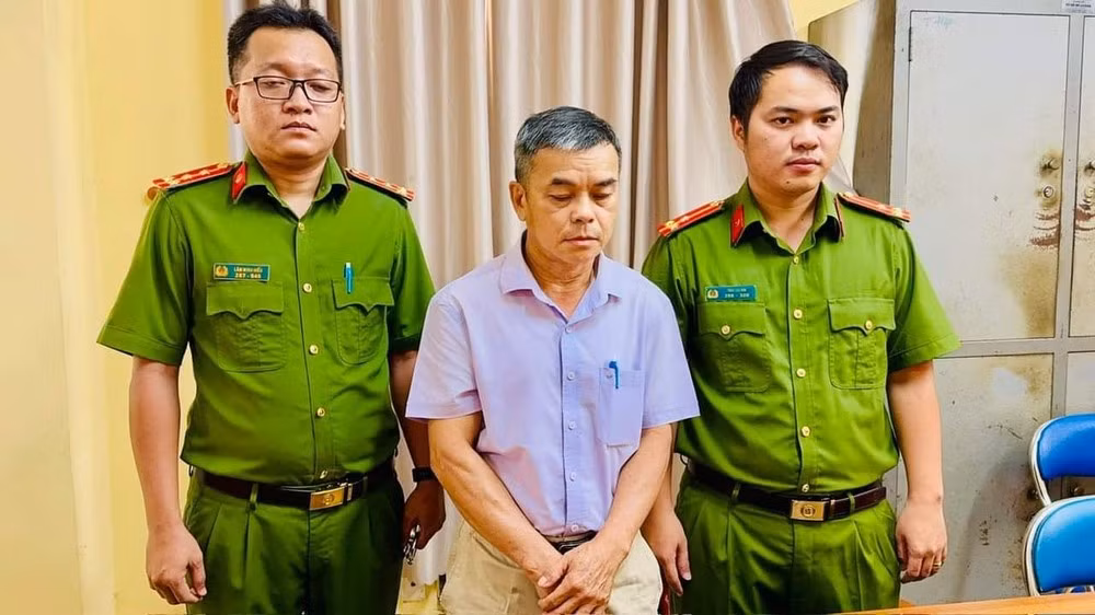 Ông Phạm Xuân Lộc tại cơ quan công an. Ảnh: A.X. Ông Phạm Xuân Lộc tại cơ quan công an. Ảnh: A.X.